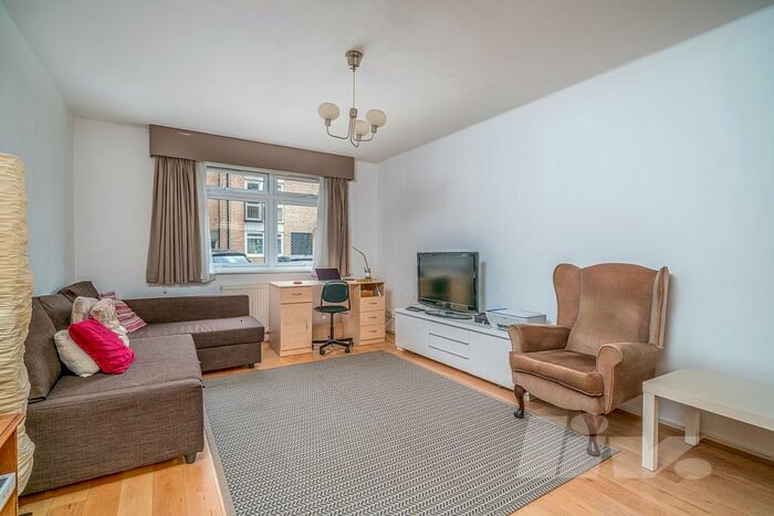 2 Bedroom Apartment To Rent In Chester Close South, Regents Park, NW1
