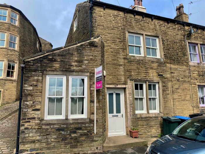2 Bedroom End Of Terrace House To Rent In Market Street, Thornton, Bradford, BD13