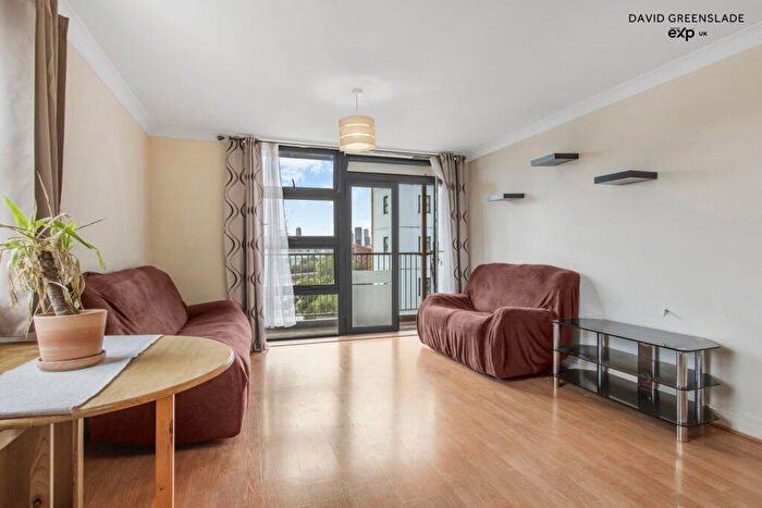 2 Bedroom Flat For Sale In Maltings Close, E3