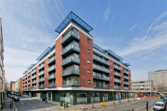 1 Bedroom Flat To Rent In Central Street, London, EC1V