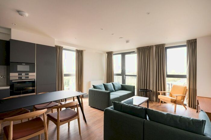 3 Bedroom Flat To Rent In The Gessner, Tottenham Hale N17