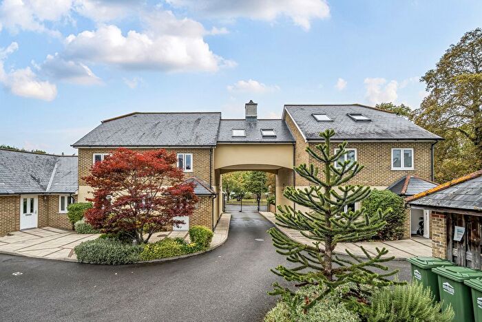 2 Bedroom Flat For Sale In The Green, Shepperton, TW17