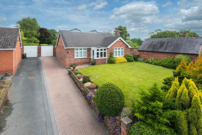 5 Bedroom Detached House For Sale In Mill Lane, Great Barrow, CH3