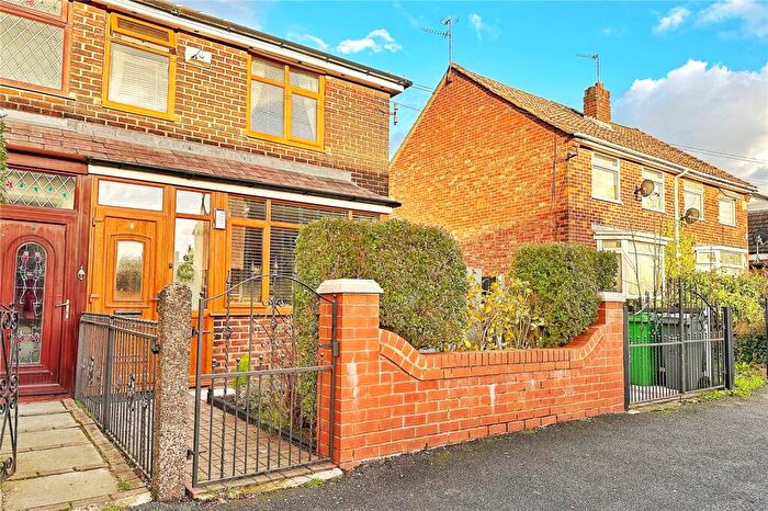 2 Bedroom End Of Terrace House For Sale In Hazeldene Road, Manchester, Greater Manchester, M40