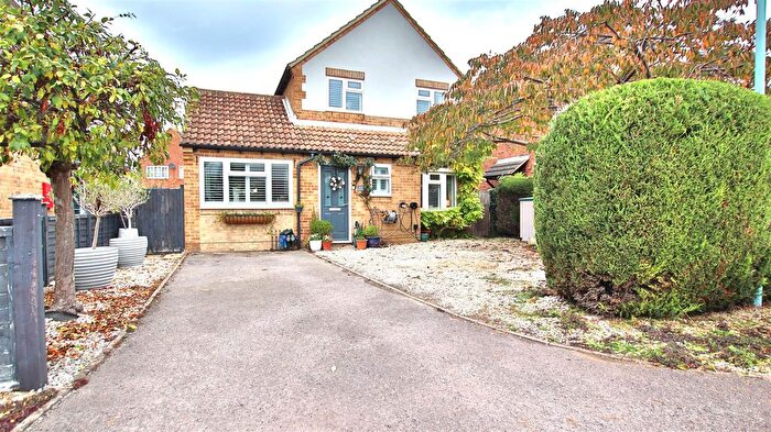 3 Bedroom Detached House For Sale In Wagtail Drive, Northway, Tewkesbury, GL20