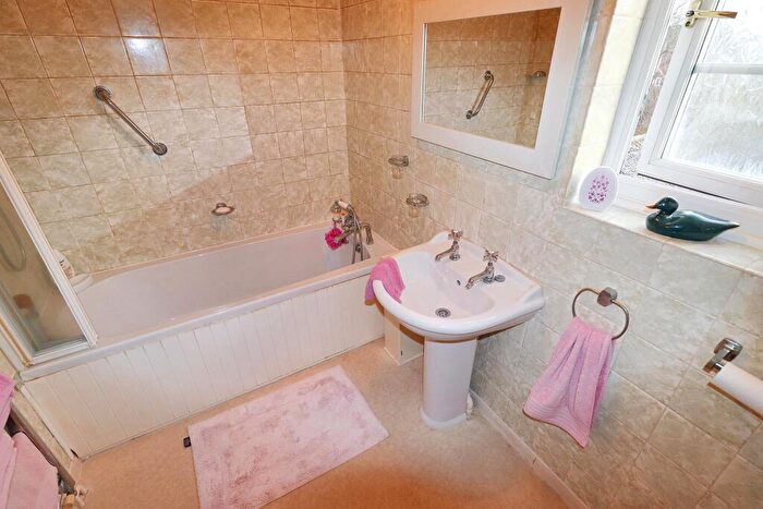 3 Bedroom Detached House For Sale In Cley Hall Drive, Spalding, PE11