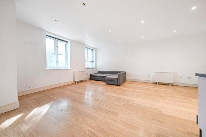 1 Bedroom Flat For Sale In Beckenham Road, Beckenham, BR3