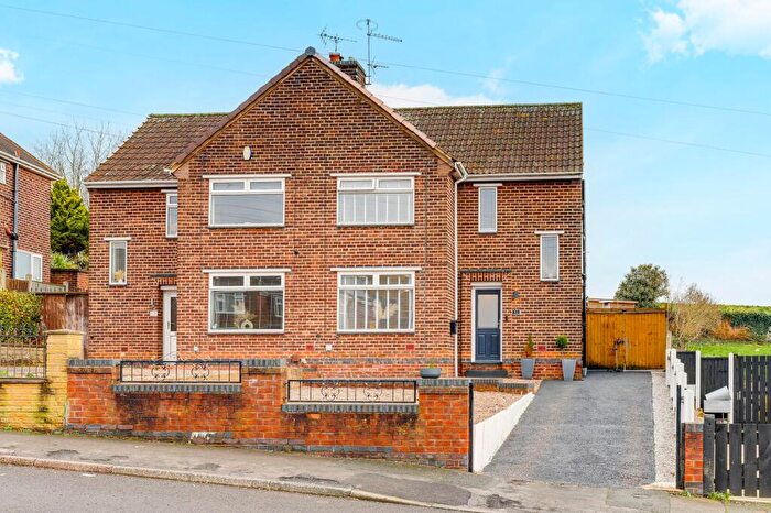 2 Bedroom Semi Detached House For Sale In Fraser Road, Carlton, NG4