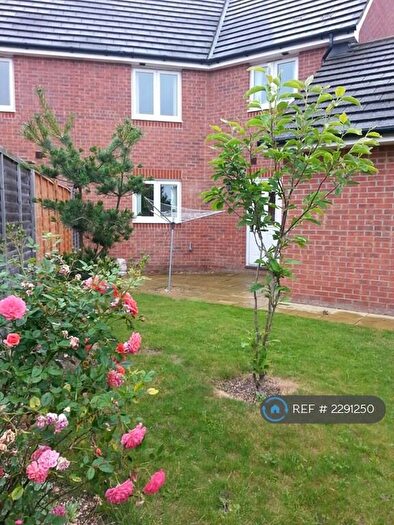 5 Bedroom Semi-Detached House To Rent In Baxendale Road, Chichester, PO19