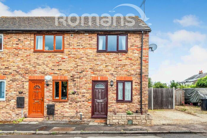 1 Bedroom End Of Terrace House To Rent In The Walk, SL4