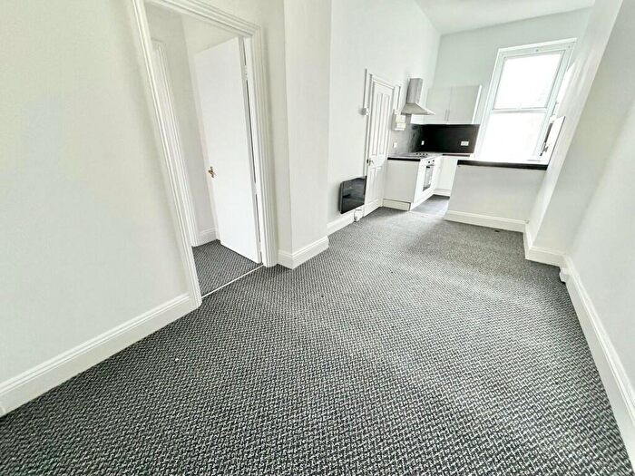 2 Bedroom Apartment To Rent In Greenbank Road, PL4