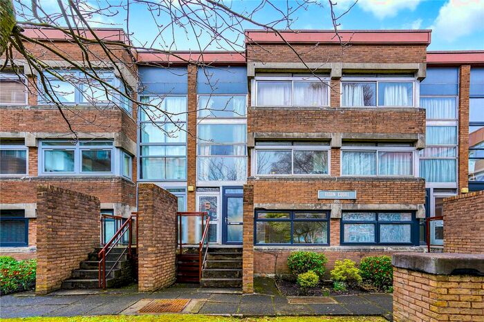 1 Bedroom Flat To Rent In Flat, Eldon Court, Lethington Avenue, Glasgow, G41