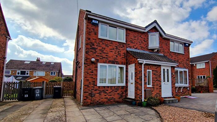 2 Bedroom Semi-Detached House To Rent In Churchgate, Gildersome, Morley, LS27