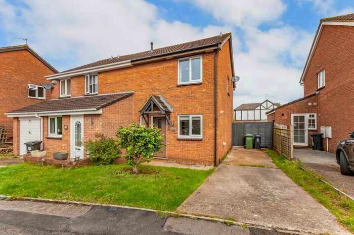 3 Bedroom Semi-Detached House To Rent In Bader Close, Yate, BS37