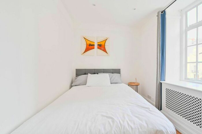 2 Bedroom Flat To Rent In Seymour Street, Marylebone, London, W1H