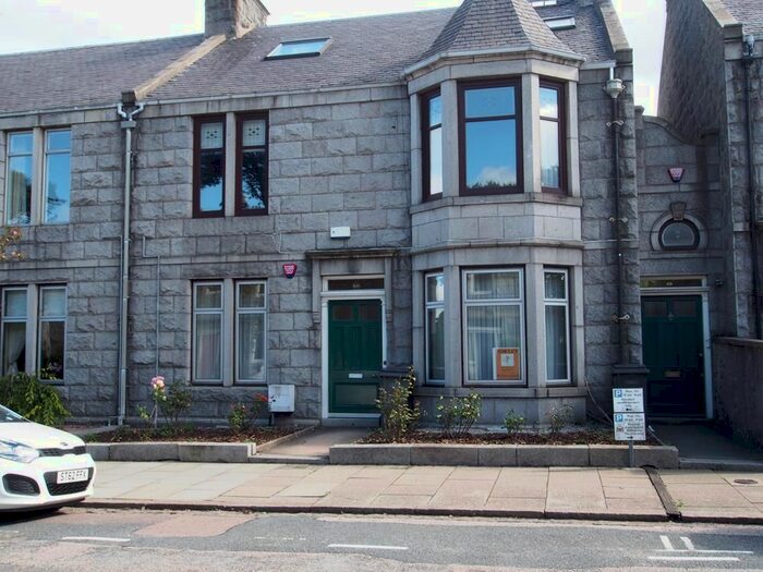 2 Bedroom Flat To Rent In Cairnfield Place, Aberdeen AB15