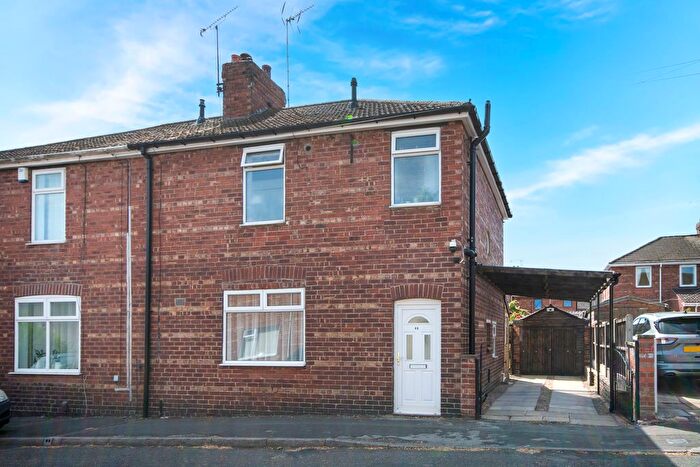 3 Bedroom Semi-Detached House For Sale In Trent Street, Worksop, S80