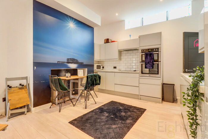 6 Bedroom Terraced House To Rent In Montpelier Road, Brighton, BN1