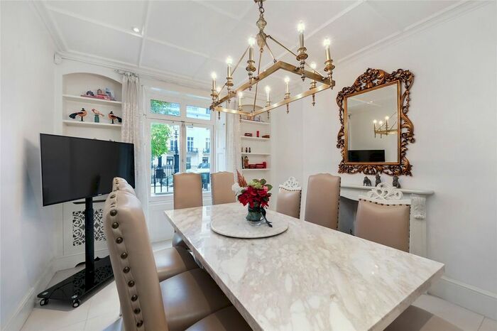 5 Bedroom Property To Rent In Victoria Square, London, SW1W