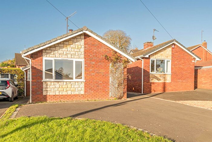2 Bedroom Detached Bungalow For Sale In Holly Close, Kinver, DY7