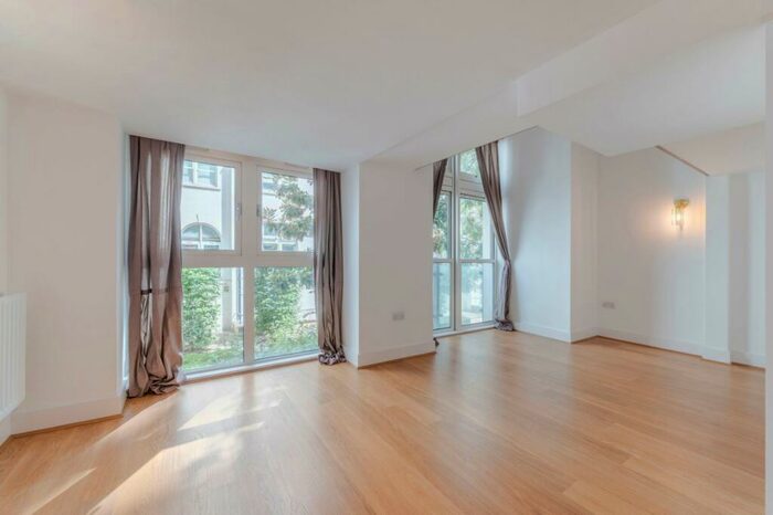 2 Bedroom Flat To Rent In Building, Cadogan Road, SE18