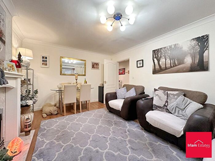 4 Bedroom Detached House For Sale In Townsgate Way, Irlam, M44