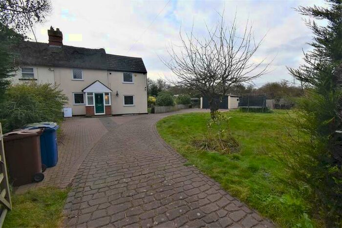 3 Bedroom Cottage To Rent In Heath Road, Orsett Heath, RM16