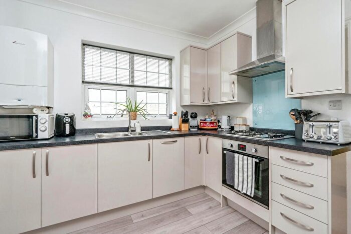 2 Bedroom House To Rent In Station Road, Copnor, PO3