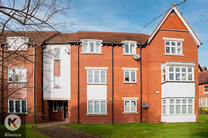 2 Bedroom Apartment For Sale In Cotton Lane, Birmingham, B13