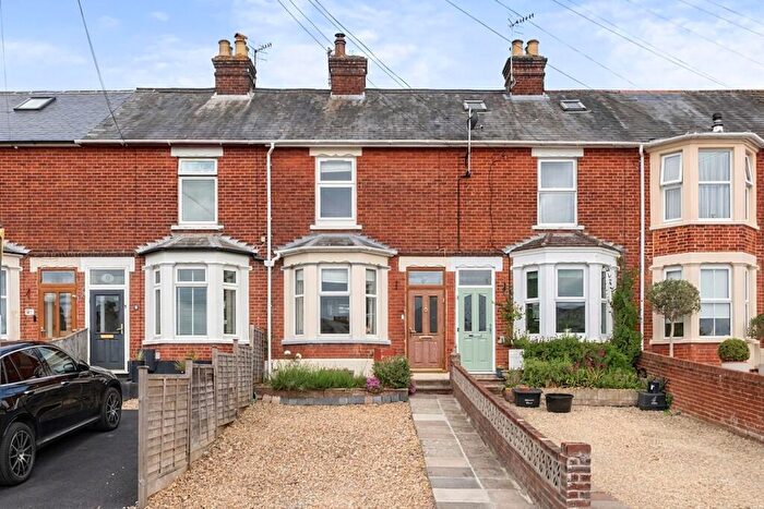 2 Bedroom Terraced House For Sale In Woodstock Road, Salisbury, SP1