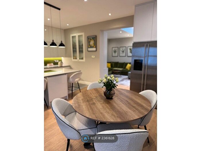 4 Bedroom Semi-Detached House To Rent In Suffolk Square, Cheltenham, GL50