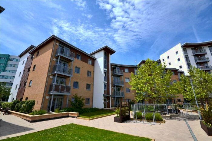 1 Bedroom Apartment To Rent In Kelvin Gate, Bracknell, Berkshire, RG12