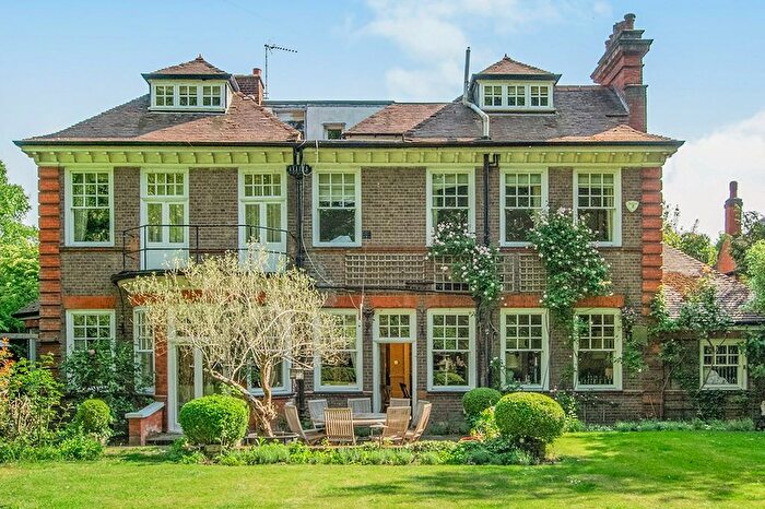 6 Bedroom Detached House To Rent In Woodborough Road, Putney, SW15