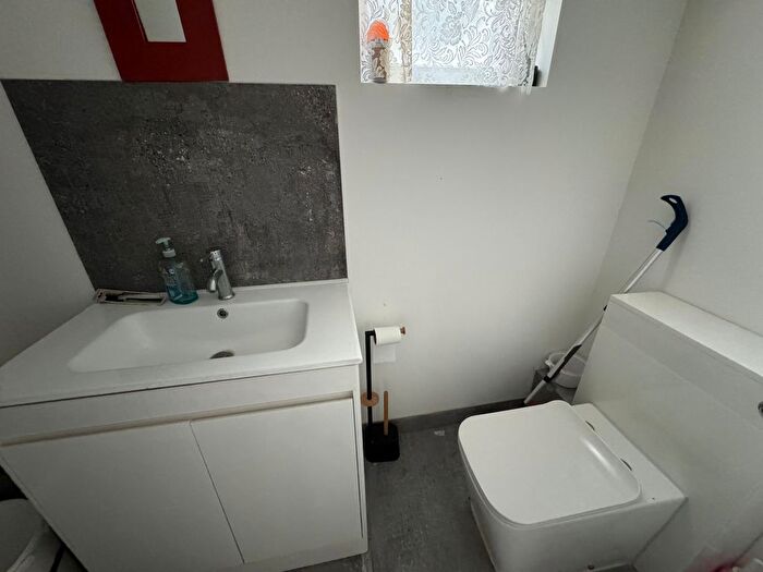 1 Bedroom Flat To Rent In High Street, Harrow, HA3