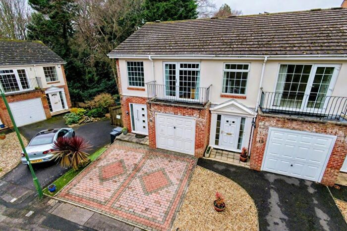 3 Bedroom Town House For Sale In St. Ives Gardens, Bournemouth, BH2