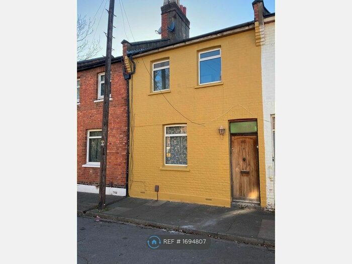 3 Bedroom Terraced House To Rent In Goodhall St, London, NW10