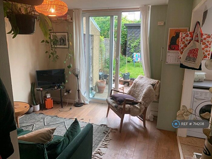 1 Bedroom Flat To Rent In Easton, Bristol, BS5