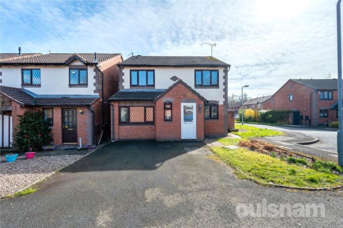 4 Bedroom Detached House For Sale In Mill Brook Drive, Birmingham, West Midlands, B31