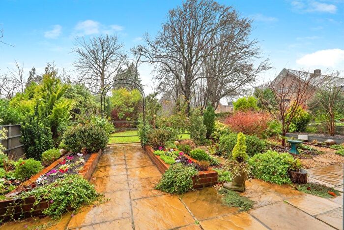1 Bedroom Apartment For Sale In Chestnut Road, Charlton Down, Dorchester, DT2