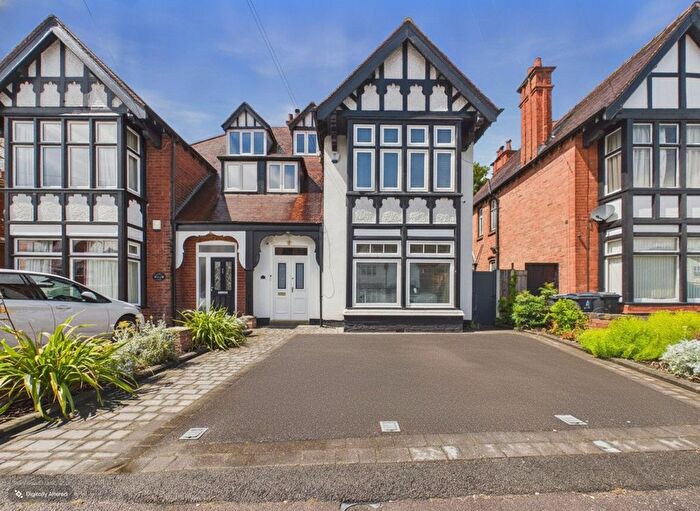 4 Bedroom Semi Detached House For Sale In Royal Road, Sutton Coldfield, B72