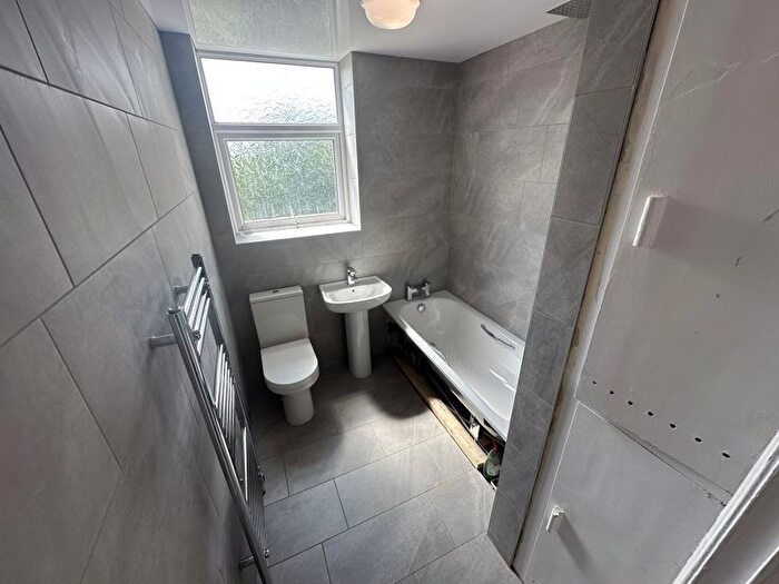 2 Bedroom Flat To Rent In Alexandra Drive, Aigburth, Liverpool, L17