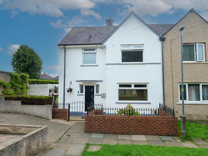3 Bedroom Semi-Detached House For Sale In Greenset Close, Lancaster, LA1