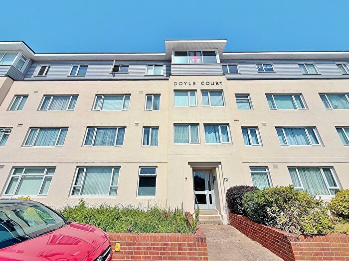2 Bedroom Flat For Sale In London Road, Hilsea, PO2