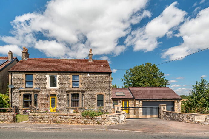 5 Bedroom Detached House For Sale In The Laurels, Hobbs Wall, Farmborough, Bath, BA2