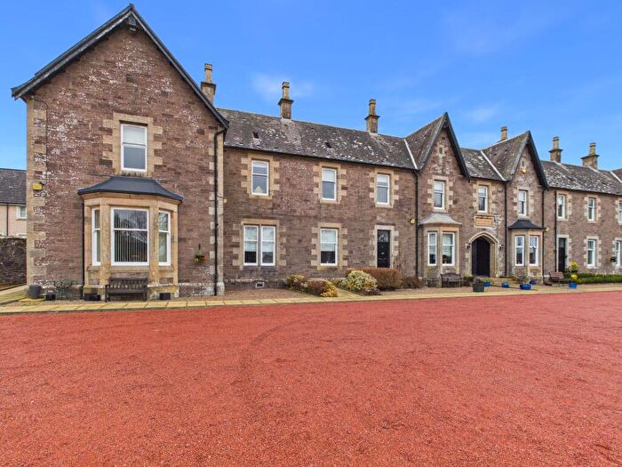 2 Bedroom Flat For Sale In Hyndford Road, Lanark, ML11