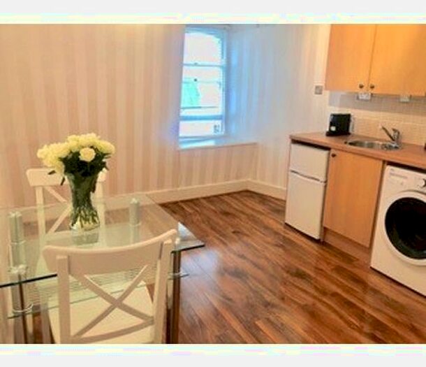 1 Bedroom Flat To Rent In Matheson Road, London, W14