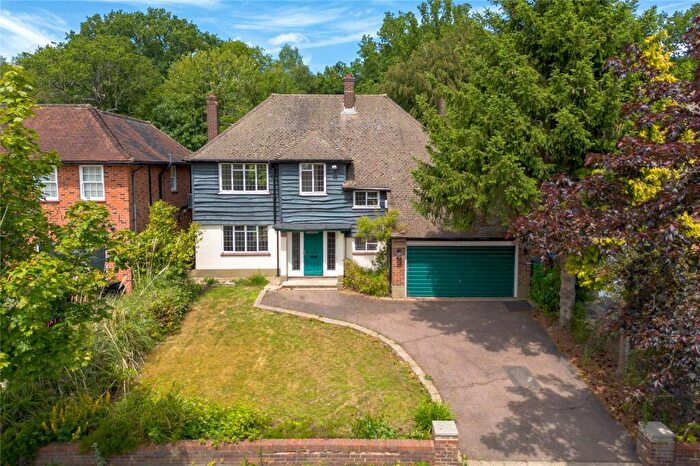 4 Bedroom Detached House For Sale In Broadstrood, Loughton, Essex, IG10