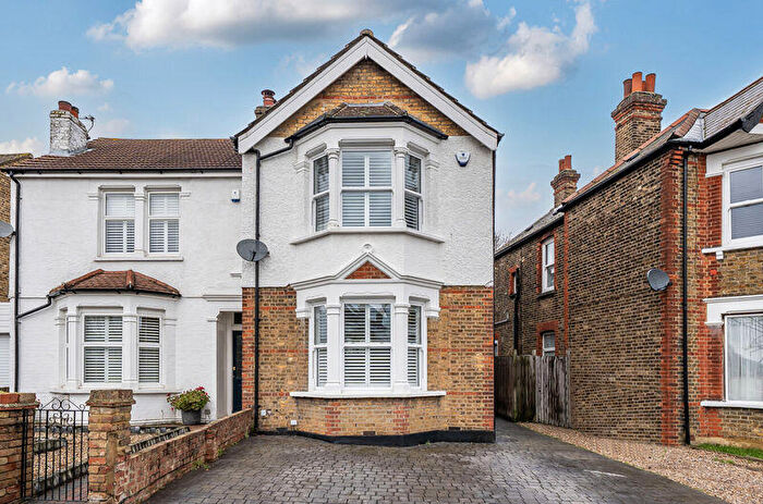 4 Bedroom Semi Detached House For Sale In Parkhill Road, Sidcup, DA15