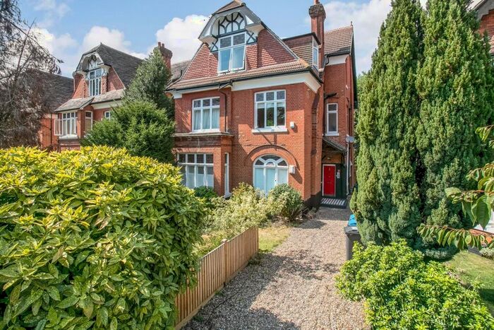 2 Bedroom Flat To Rent In Harold Road, Upper Norwood, SE19