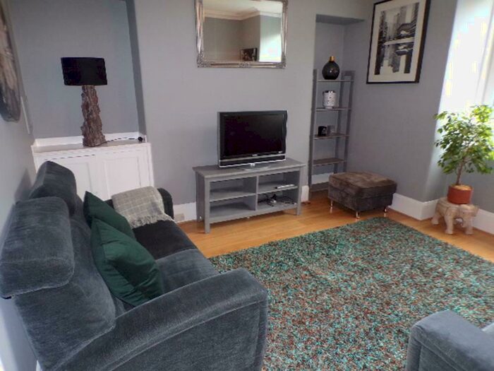 2 Bedroom Flat To Rent In Wallfield Crescent, Aberdeen, AB25